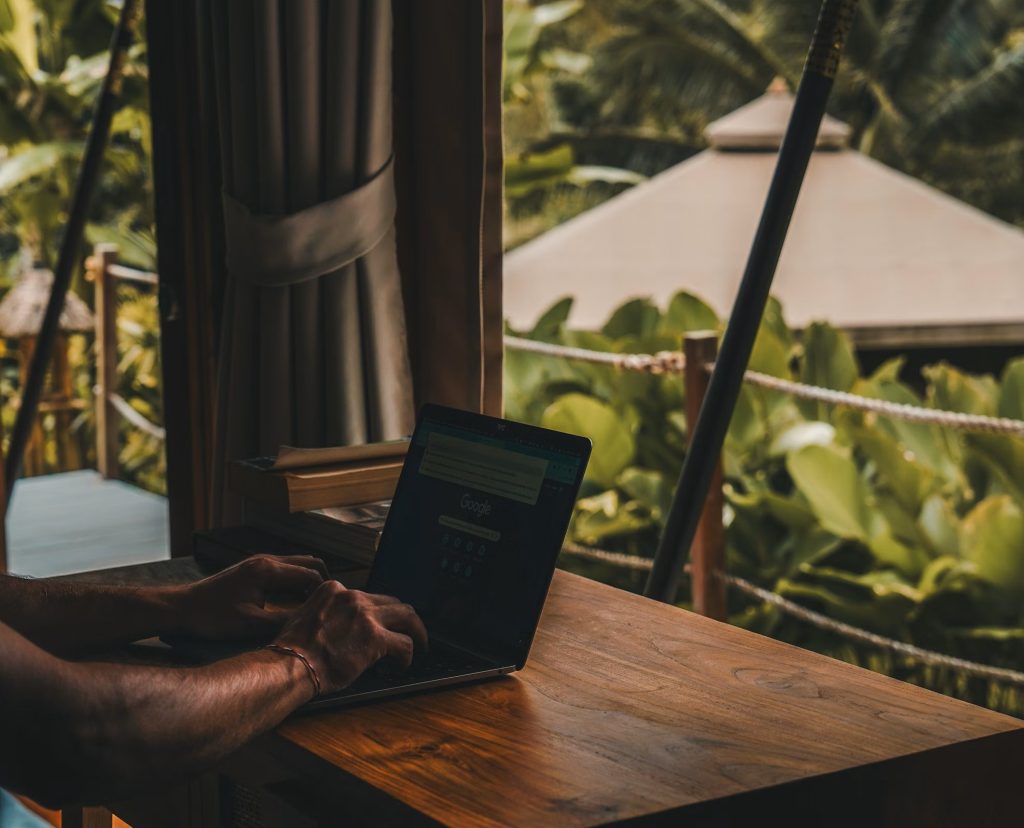 Está de férias… Ou apenas a trabalhar fora do escritório?